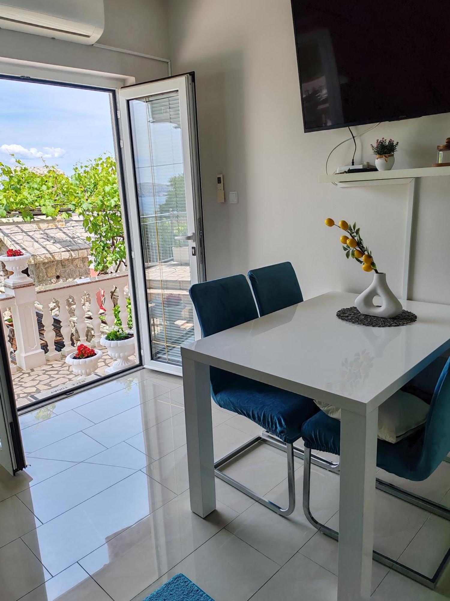 Apartment Laura Senj  Eksteriør bilde